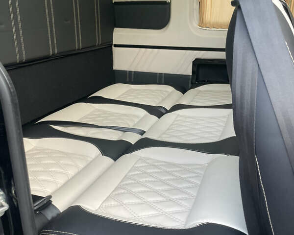 Черный Мерседес Sprinter, объемом двигателя 2.2 л и пробегом 480 тыс. км за 29200 $, фото 48 на Automoto.ua
