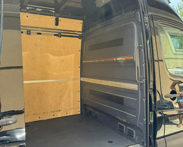 Черный Мерседес Sprinter, объемом двигателя 2.2 л и пробегом 292 тыс. км за 23900 $, фото 47 на Automoto.ua