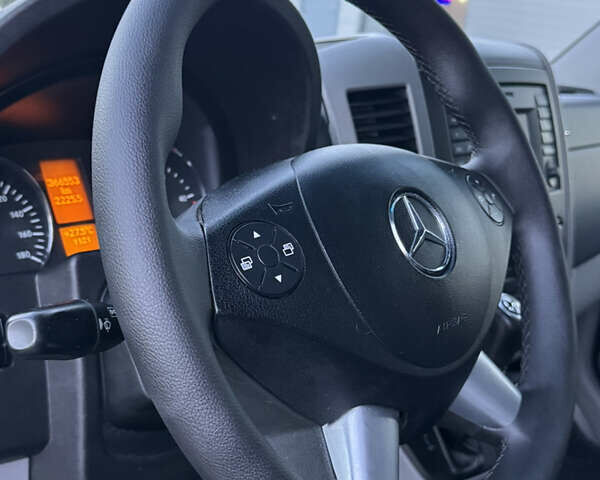 Чорний Мерседес Sprinter, об'ємом двигуна 2.2 л та пробігом 366 тис. км за 24000 $, фото 45 на Automoto.ua