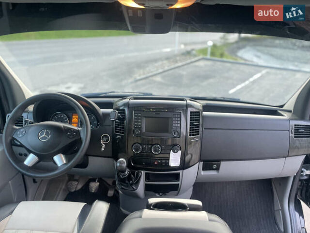 Черный Мерседес Sprinter, объемом двигателя 2.2 л и пробегом 480 тыс. км за 29200 $, фото 40 на Automoto.ua