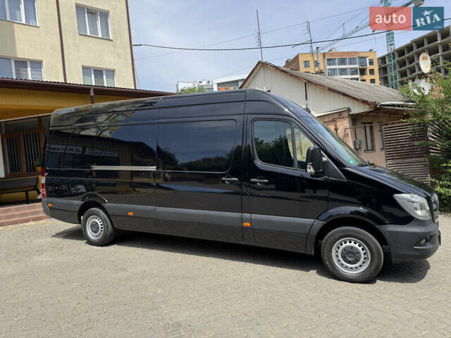 Черный Мерседес Sprinter, объемом двигателя 2.2 л и пробегом 292 тыс. км за 23900 $, фото 7 на Automoto.ua