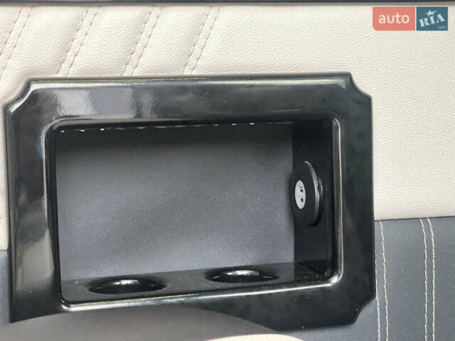 Черный Мерседес Sprinter, объемом двигателя 2.2 л и пробегом 480 тыс. км за 29200 $, фото 57 на Automoto.ua