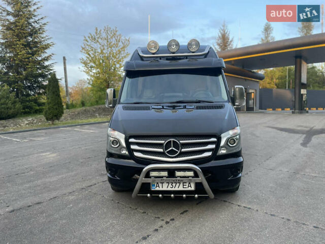 Черный Мерседес Sprinter, объемом двигателя 2.2 л и пробегом 480 тыс. км за 29200 $, фото 3 на Automoto.ua