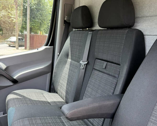Черный Мерседес Sprinter, объемом двигателя 2.2 л и пробегом 292 тыс. км за 23900 $, фото 31 на Automoto.ua