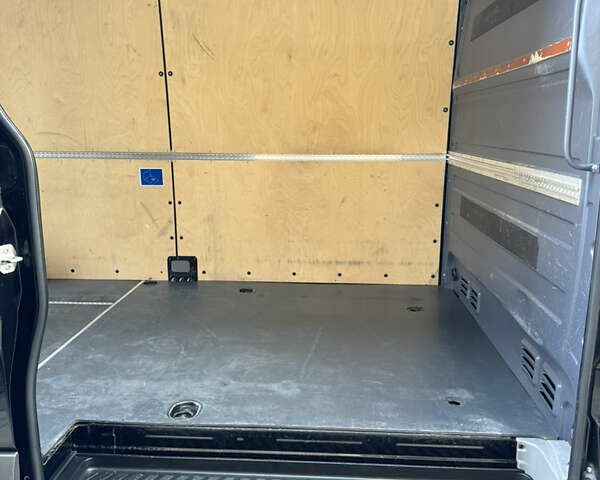Черный Мерседес Sprinter, объемом двигателя 2.2 л и пробегом 284 тыс. км за 23900 $, фото 19 на Automoto.ua