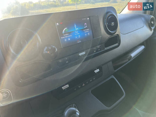 Чорний Мерседес Sprinter, об'ємом двигуна 0 л та пробігом 370 тис. км за 25800 $, фото 25 на Automoto.ua