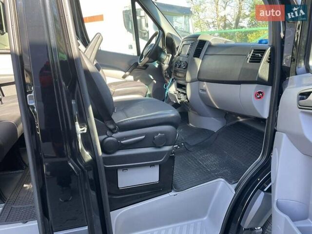 Черный Мерседес Sprinter, объемом двигателя 3 л и пробегом 350 тыс. км за 39900 $, фото 9 на Automoto.ua