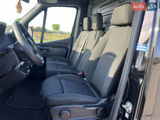 Чорний Мерседес Sprinter, об'ємом двигуна 0 л та пробігом 370 тис. км за 25800 $, фото 19 на Automoto.ua