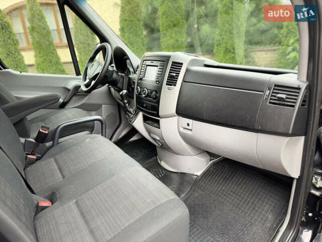 Черный Мерседес Sprinter, объемом двигателя 2.2 л и пробегом 337 тыс. км за 24900 $, фото 57 на Automoto.ua