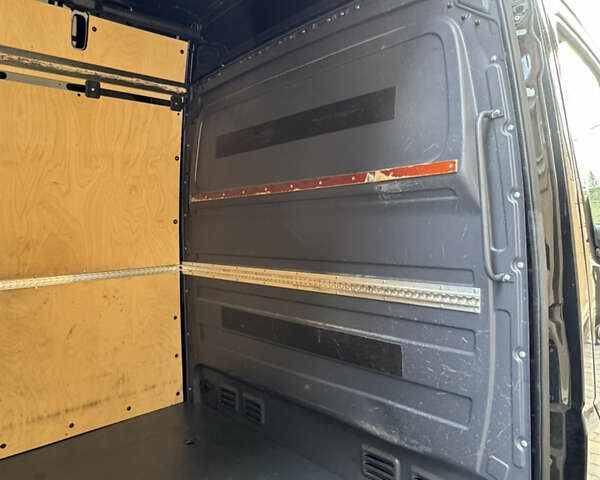 Черный Мерседес Sprinter, объемом двигателя 2.2 л и пробегом 284 тыс. км за 23900 $, фото 22 на Automoto.ua