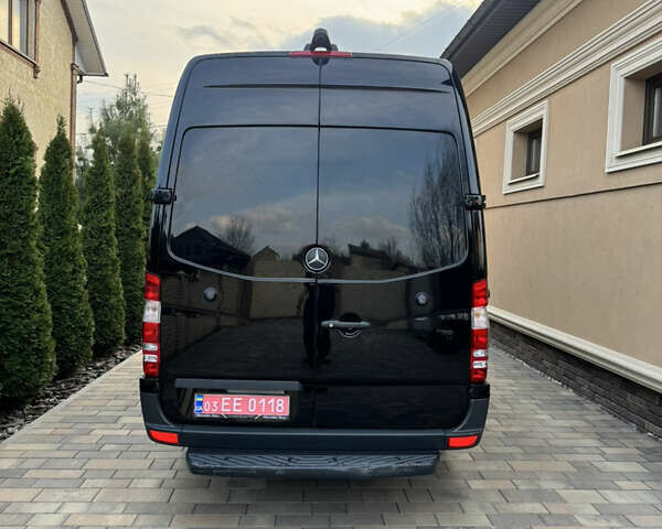Черный Мерседес Sprinter, объемом двигателя 2.2 л и пробегом 284 тыс. км за 23900 $, фото 10 на Automoto.ua