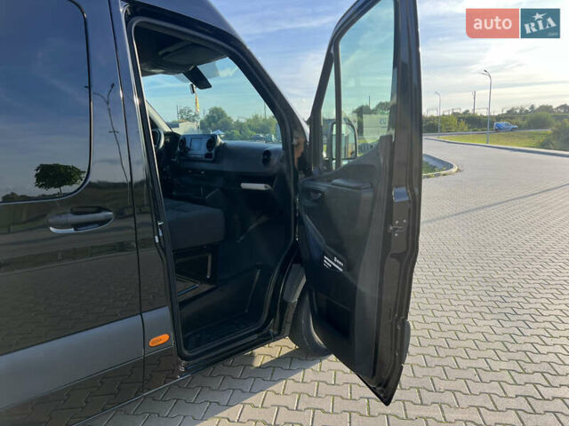 Чорний Мерседес Sprinter, об'ємом двигуна 0 л та пробігом 370 тис. км за 25800 $, фото 13 на Automoto.ua