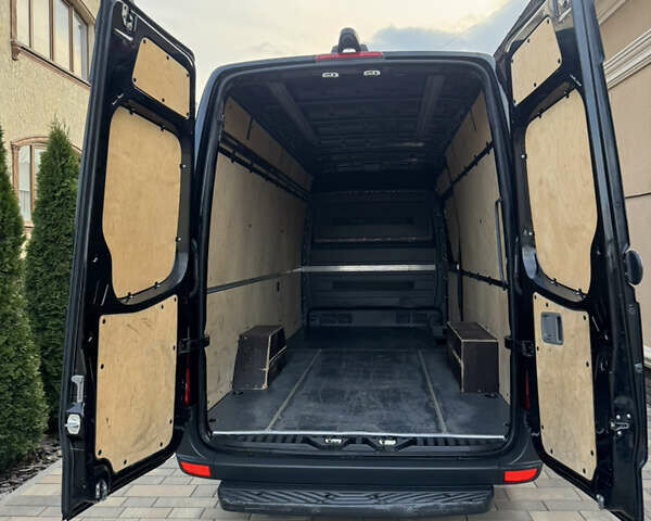 Черный Мерседес Sprinter, объемом двигателя 2.2 л и пробегом 284 тыс. км за 23900 $, фото 16 на Automoto.ua