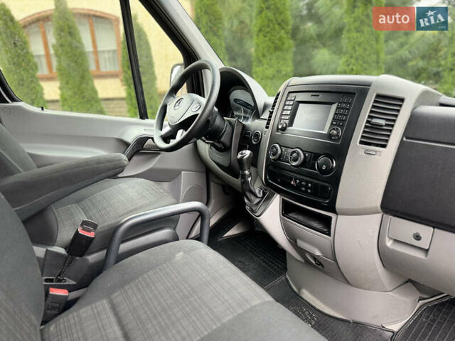 Черный Мерседес Sprinter, объемом двигателя 2.2 л и пробегом 337 тыс. км за 24900 $, фото 58 на Automoto.ua
