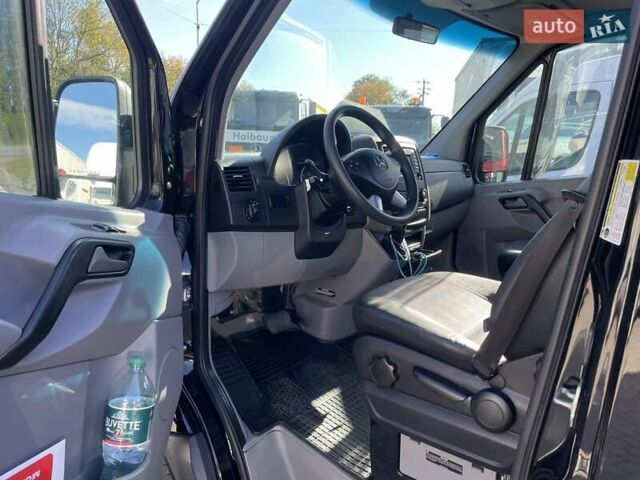 Черный Мерседес Sprinter, объемом двигателя 3 л и пробегом 350 тыс. км за 39900 $, фото 7 на Automoto.ua