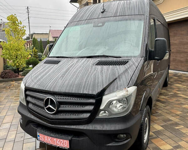 Черный Мерседес Sprinter, объемом двигателя 2.2 л и пробегом 337 тыс. км за 24900 $, фото 4 на Automoto.ua