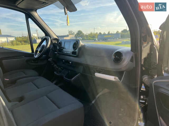 Чорний Мерседес Sprinter, об'ємом двигуна 0 л та пробігом 370 тис. км за 25800 $, фото 21 на Automoto.ua