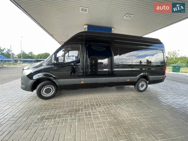 Черный Мерседес Sprinter, объемом двигателя 2.2 л и пробегом 248 тыс. км за 25000 $, фото 13 на Automoto.ua