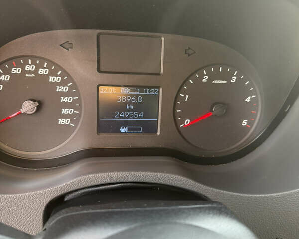 Черный Мерседес Sprinter, объемом двигателя 0 л и пробегом 247 тыс. км за 24200 $, фото 24 на Automoto.ua