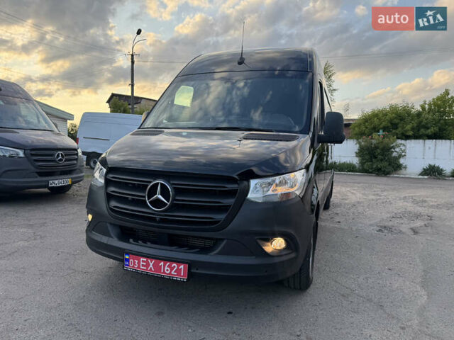 Черный Мерседес Sprinter, объемом двигателя 2.99 л и пробегом 271 тыс. км за 38700 $, фото 6 на Automoto.ua