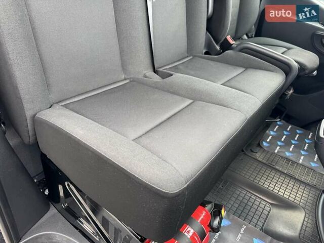 Черный Мерседес Sprinter, объемом двигателя 2.2 л и пробегом 286 тыс. км за 38900 $, фото 33 на Automoto.ua