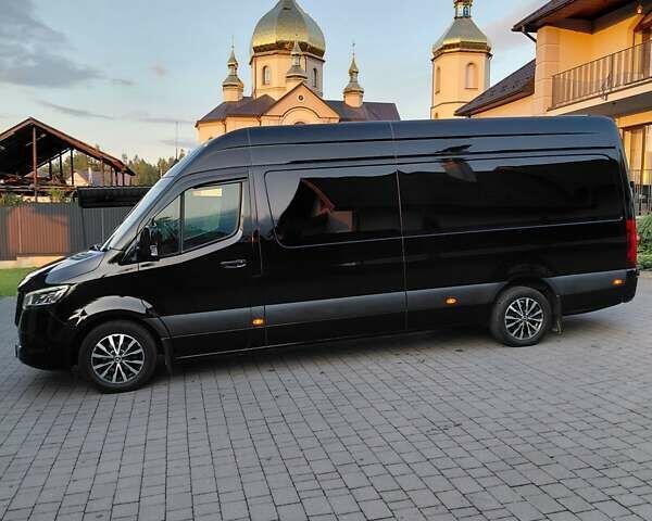 Черный Мерседес Sprinter, объемом двигателя 2.2 л и пробегом 345 тыс. км за 33000 $, фото 9 на Automoto.ua