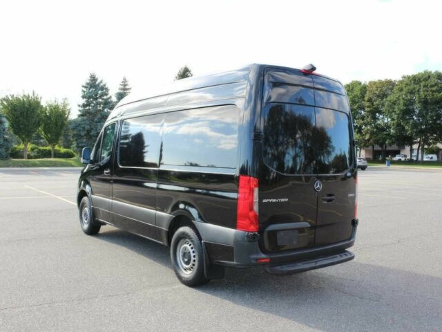 Черный Мерседес Sprinter, объемом двигателя 3 л и пробегом 34 тыс. км за 15000 $, фото 7 на Automoto.ua