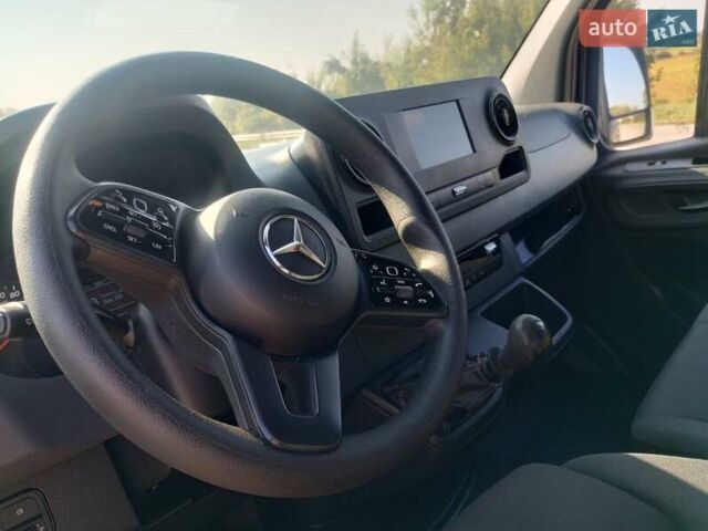 Черный Мерседес Sprinter, объемом двигателя 2.2 л и пробегом 216 тыс. км за 22900 $, фото 14 на Automoto.ua