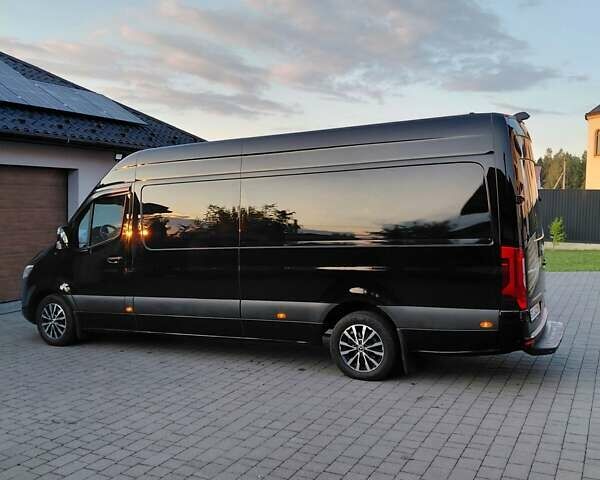 Черный Мерседес Sprinter, объемом двигателя 2.2 л и пробегом 345 тыс. км за 33000 $, фото 5 на Automoto.ua