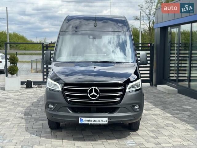 Черный Мерседес Sprinter, объемом двигателя 2.2 л и пробегом 286 тыс. км за 38900 $, фото 1 на Automoto.ua