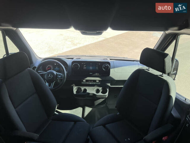 Черный Мерседес Sprinter, объемом двигателя 3 л и пробегом 150 тыс. км за 55000 $, фото 13 на Automoto.ua