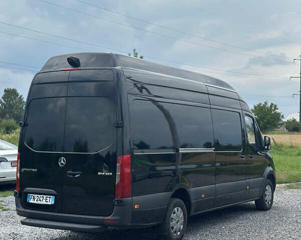 Черный Мерседес Sprinter, объемом двигателя 0 л и пробегом 247 тыс. км за 24200 $, фото 8 на Automoto.ua
