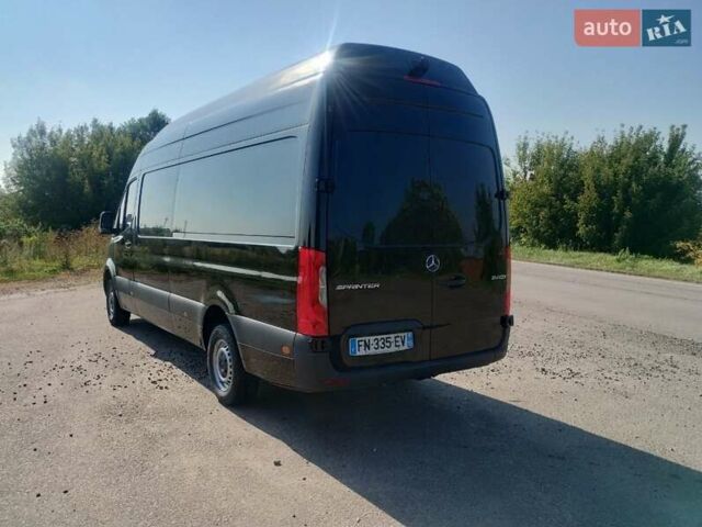 Черный Мерседес Sprinter, объемом двигателя 2.2 л и пробегом 216 тыс. км за 22900 $, фото 4 на Automoto.ua