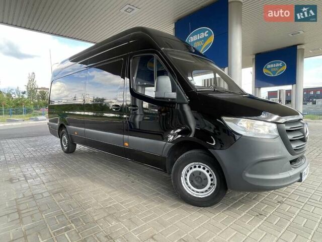 Черный Мерседес Sprinter, объемом двигателя 2.2 л и пробегом 248 тыс. км за 25000 $, фото 17 на Automoto.ua