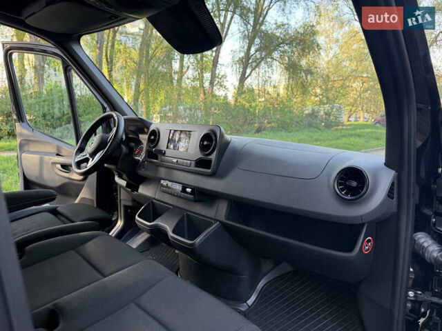 Чорний Мерседес Sprinter, об'ємом двигуна 3 л та пробігом 255 тис. км за 55018 $, фото 16 на Automoto.ua