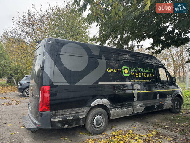 Черный Мерседес Sprinter, объемом двигателя 0 л и пробегом 270 тыс. км за 24500 $, фото 2 на Automoto.ua