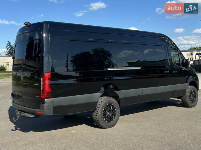 Черный Мерседес Sprinter, объемом двигателя 3 л и пробегом 150 тыс. км за 55000 $, фото 11 на Automoto.ua