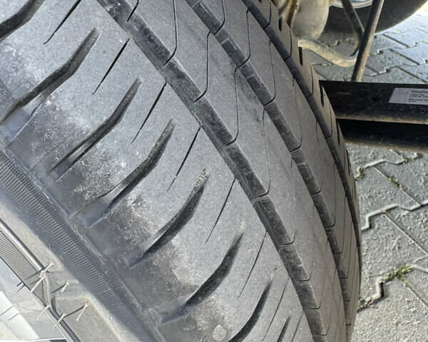 Черный Мерседес Sprinter, объемом двигателя 2.14 л и пробегом 204 тыс. км за 36136 $, фото 15 на Automoto.ua