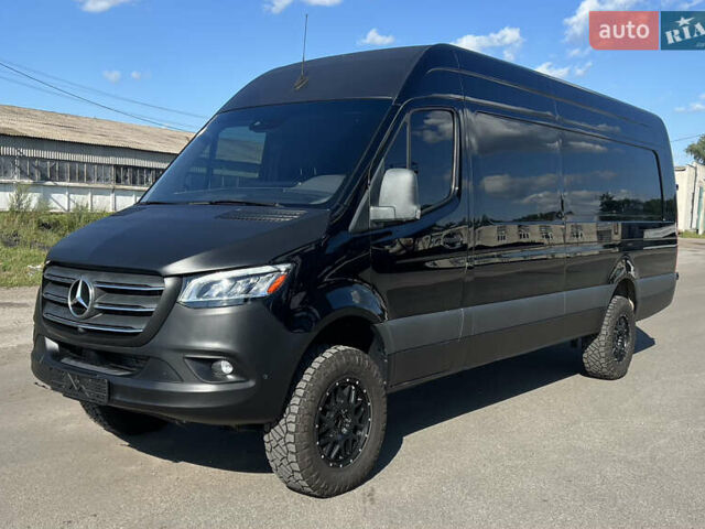 Черный Мерседес Sprinter, объемом двигателя 3 л и пробегом 150 тыс. км за 55000 $, фото 3 на Automoto.ua