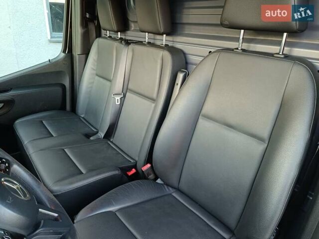 Чорний Мерседес Sprinter, об'ємом двигуна 2.99 л та пробігом 185 тис. км за 39700 $, фото 20 на Automoto.ua