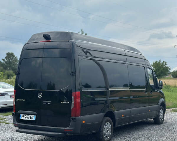 Черный Мерседес Sprinter, объемом двигателя 0 л и пробегом 247 тыс. км за 24200 $, фото 7 на Automoto.ua