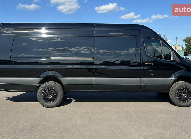 Черный Мерседес Sprinter, объемом двигателя 3 л и пробегом 150 тыс. км за 55000 $, фото 8 на Automoto.ua