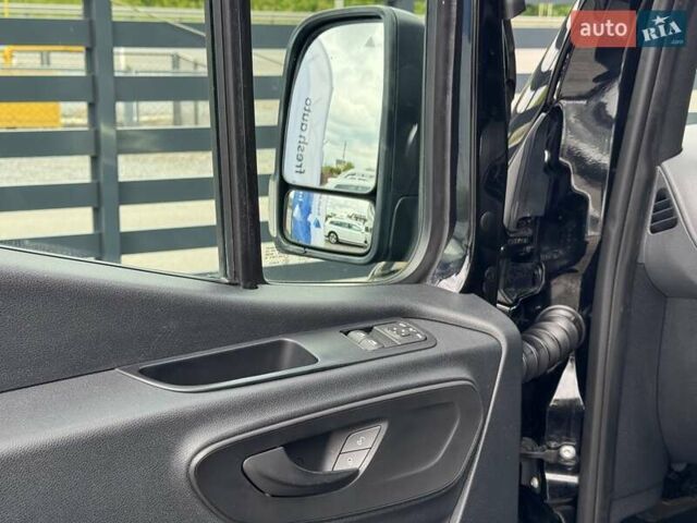 Черный Мерседес Sprinter, объемом двигателя 2.2 л и пробегом 286 тыс. км за 38900 $, фото 14 на Automoto.ua