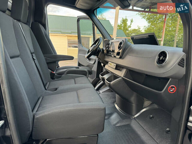 Черный Мерседес Sprinter, объемом двигателя 2.99 л и пробегом 271 тыс. км за 38700 $, фото 36 на Automoto.ua