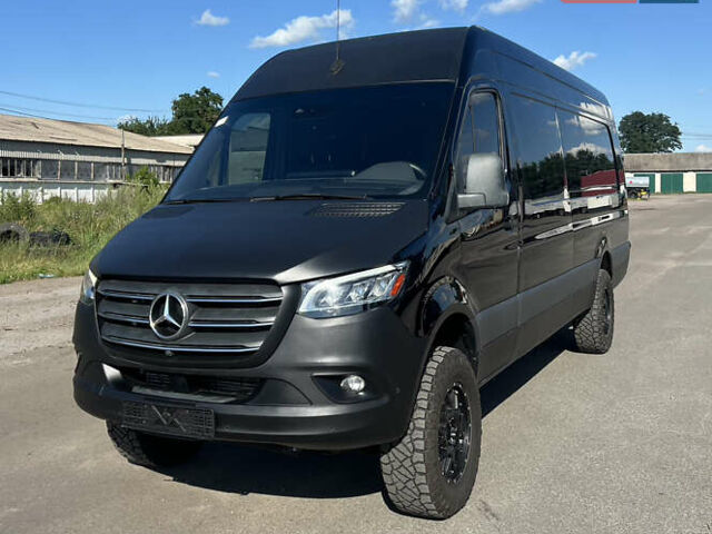 Черный Мерседес Sprinter, объемом двигателя 3 л и пробегом 150 тыс. км за 55000 $, фото 2 на Automoto.ua