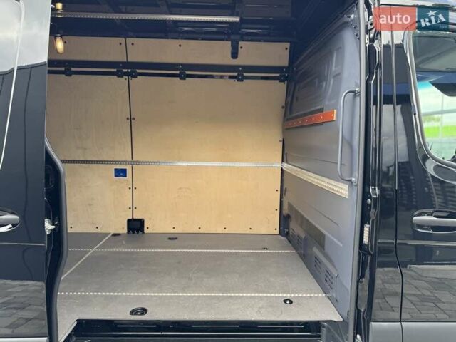 Черный Мерседес Sprinter, объемом двигателя 2.2 л и пробегом 286 тыс. км за 38900 $, фото 29 на Automoto.ua