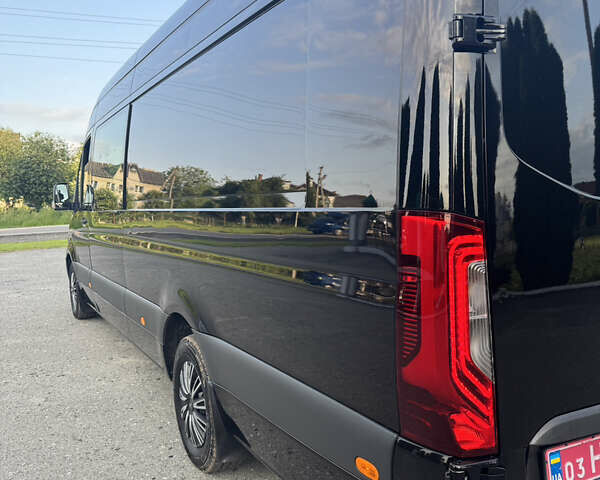 Черный Мерседес Sprinter, объемом двигателя 3 л и пробегом 120 тыс. км за 55990 $, фото 64 на Automoto.ua