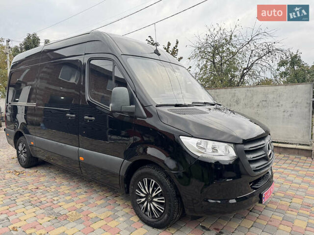 Черный Мерседес Sprinter, объемом двигателя 2.2 л и пробегом 200 тыс. км за 28500 $, фото 2 на Automoto.ua