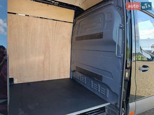 Черный Мерседес Sprinter, объемом двигателя 2.2 л и пробегом 278 тыс. км за 24700 $, фото 30 на Automoto.ua