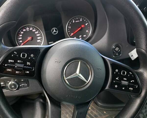 Черный Мерседес Sprinter, объемом двигателя 0 л и пробегом 198 тыс. км за 23500 $, фото 17 на Automoto.ua